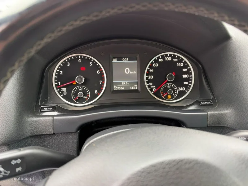 Volkswagen Tiguan 5N 9