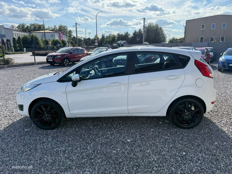Ford Fiesta VI 23