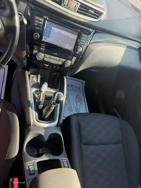 Nissan Qashqai 10