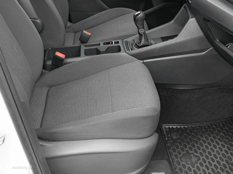 Volkswagen Caddy 24