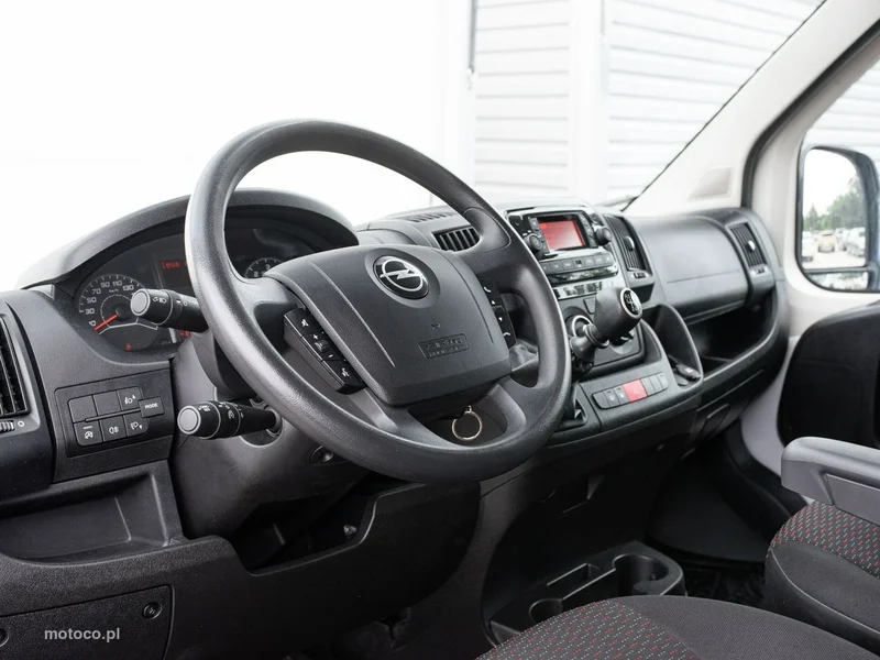 Opel Movano 6
