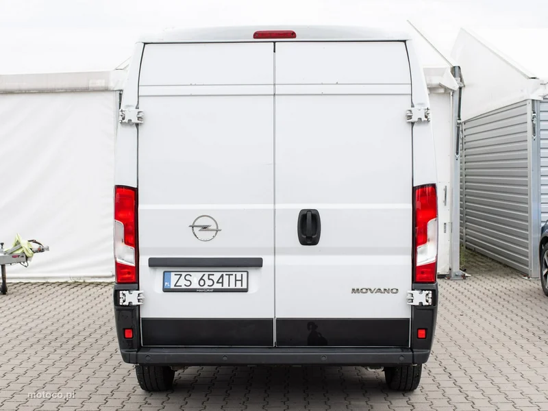 Opel Movano 8