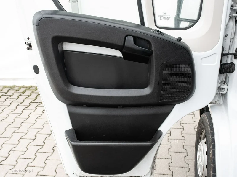 Opel Movano 9