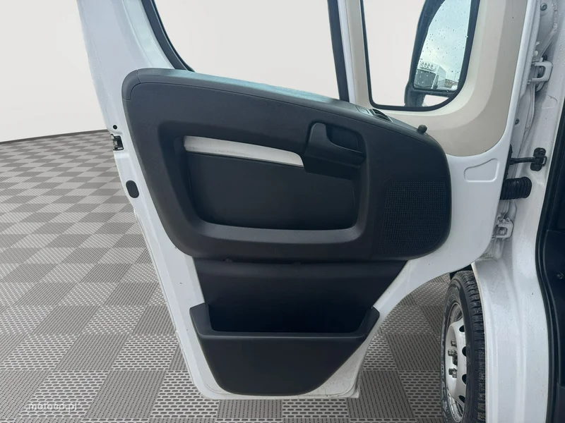 Opel Movano 10