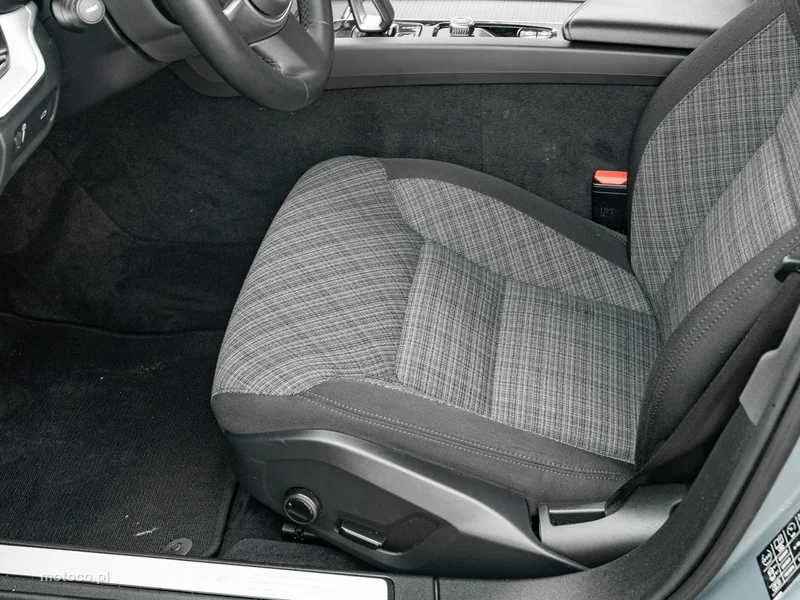 Volvo V60 13