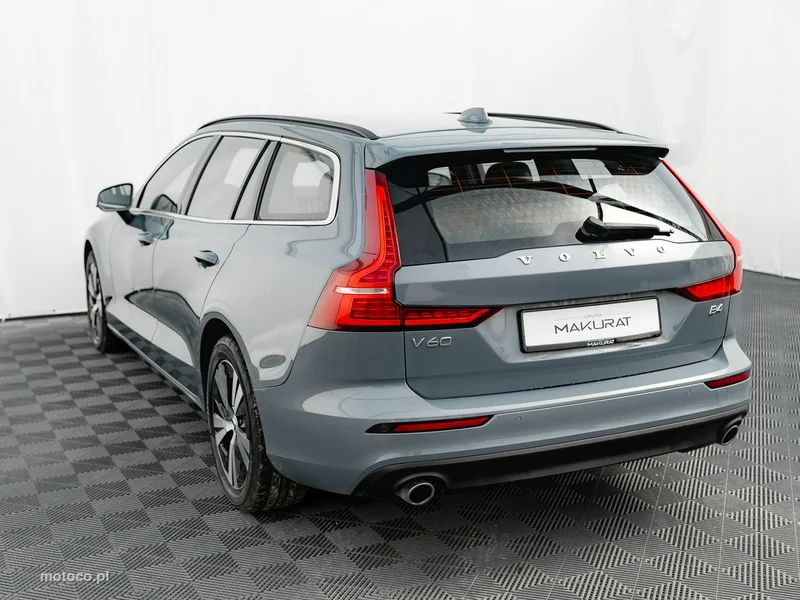 Volvo V60 4