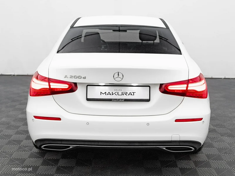 Mercedes-Benz Klasa A W177 A 200 10