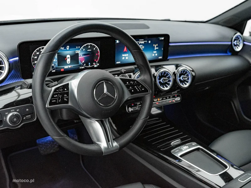 Mercedes-Benz Klasa A W177 A 200 6