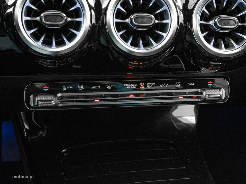 Mercedes-Benz Klasa A W177 A 200 15