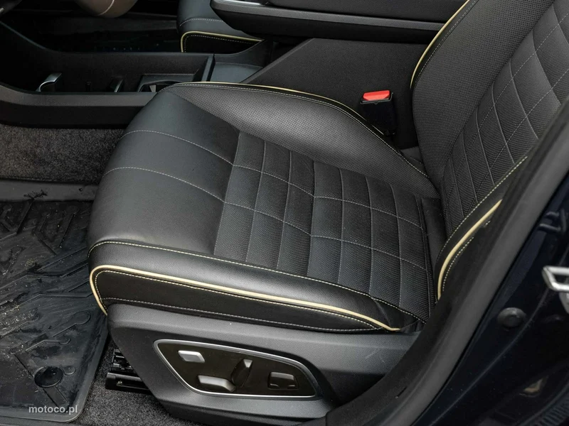 Renault Megane IV 13