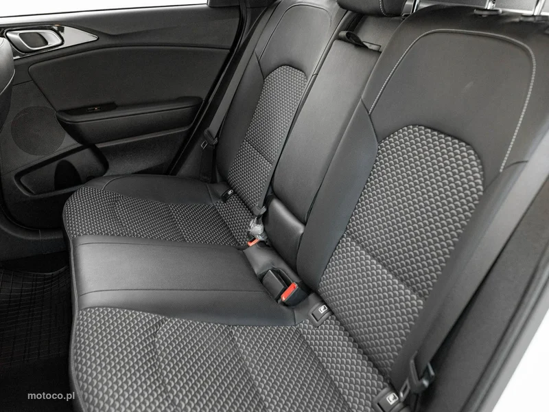 Kia Cee'd 24