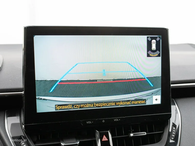 Toyota Corolla E210 21