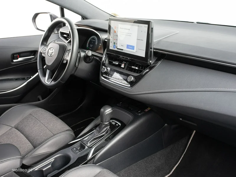 Toyota Corolla E210 29