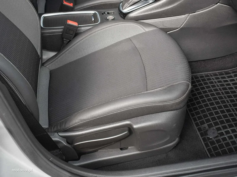 Opel Astra K 32