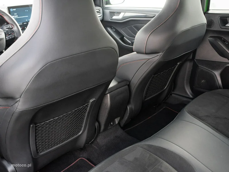 Ford Focus IV 26