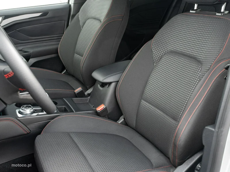 Ford Focus IV 12