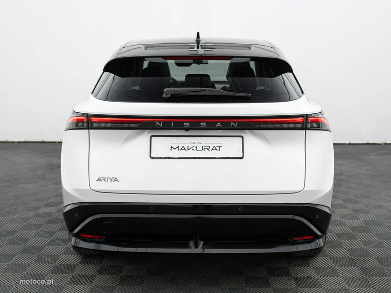 Nissan Ariya 8