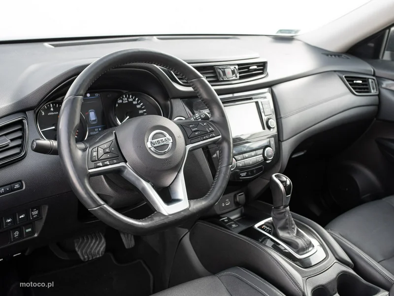 Nissan X-Trail 6