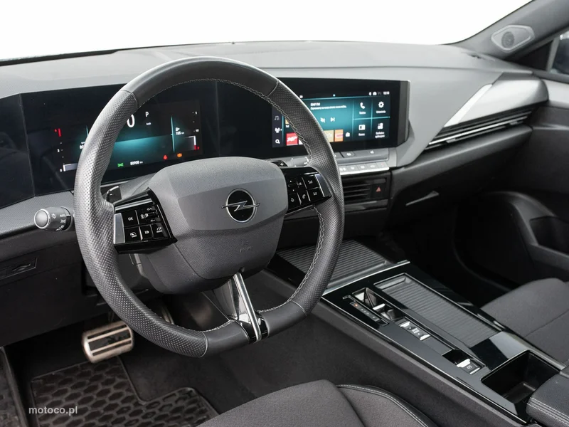 Opel Astra L 6