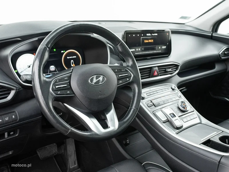 Hyundai SANTA FE 6