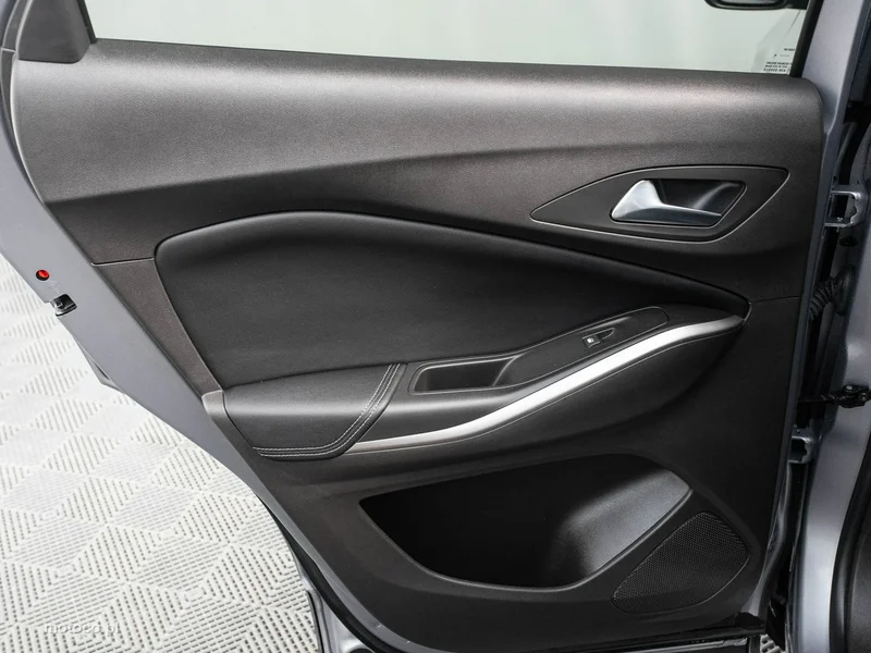 Opel Grandland II 23