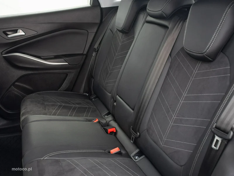 Opel Grandland II 25