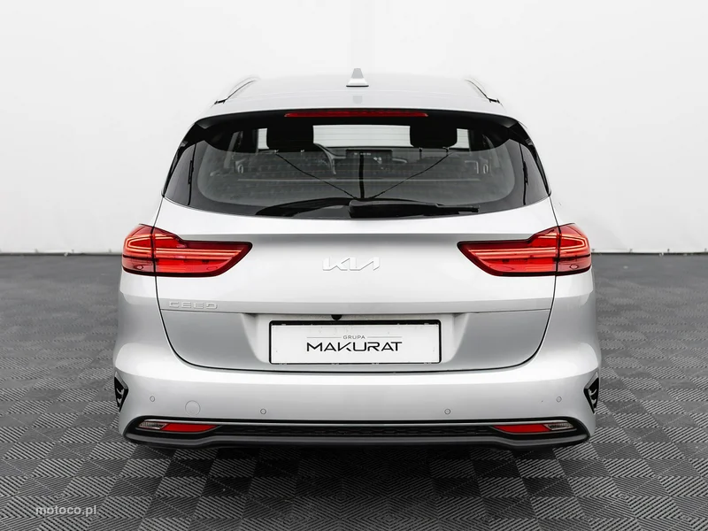 Kia Cee'd 8