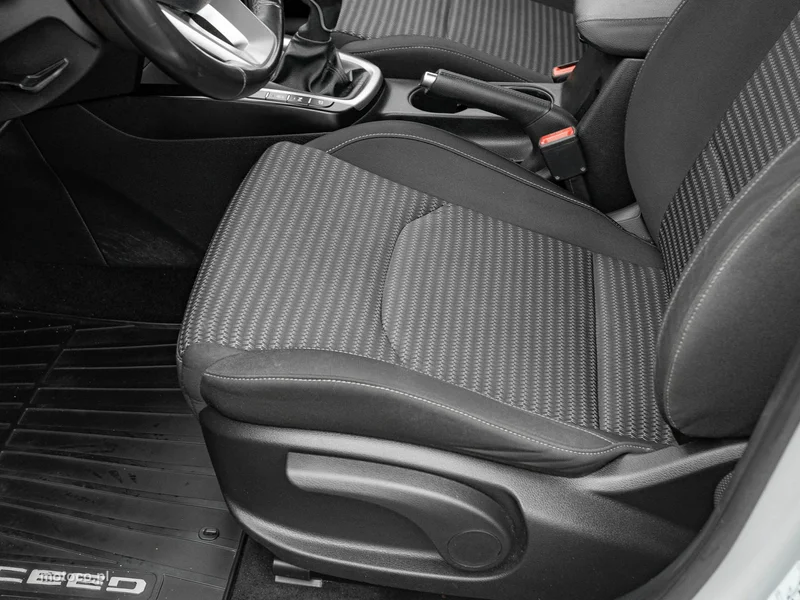 Kia Cee'd 10