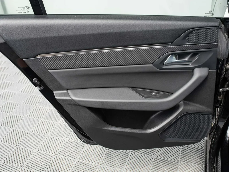 Peugeot 508 SW 25