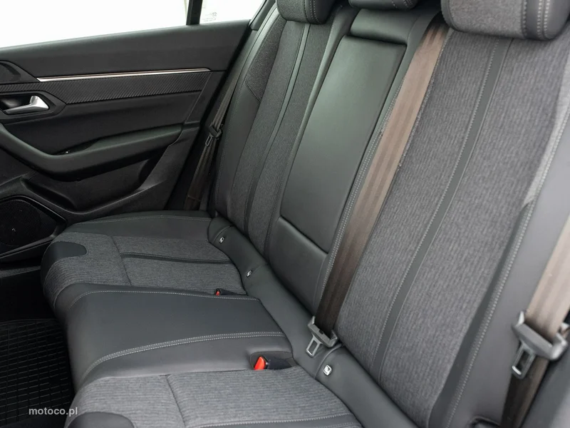 Peugeot 508 SW 27
