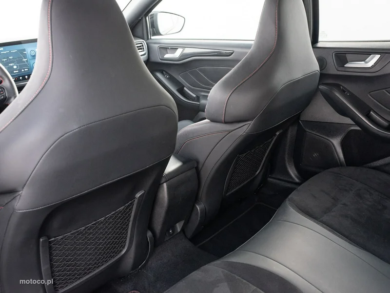 Ford Focus IV 24