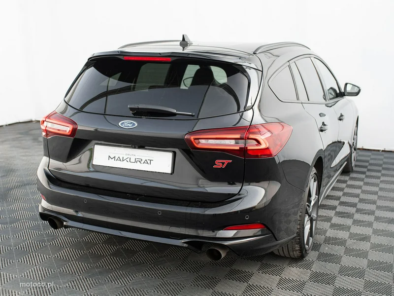 Ford Focus IV 5
