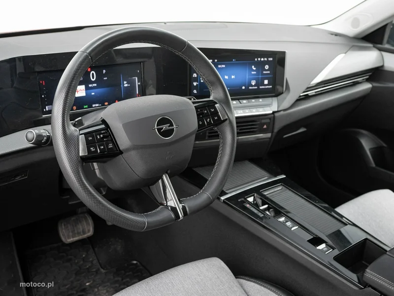 Opel Astra L 6