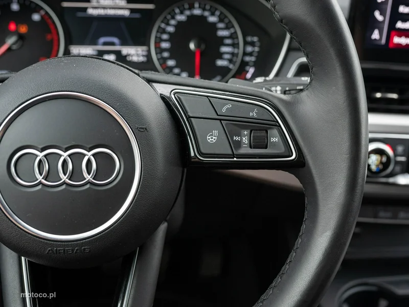 Audi A4 B9 14