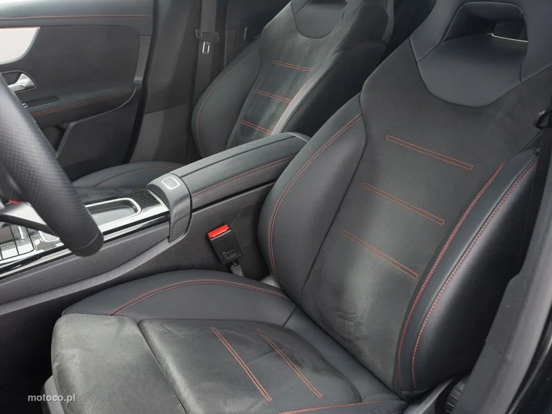 Mercedes-Benz CLA C118 CLA 200 11