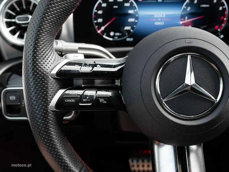 Mercedes-Benz CLA C118 CLA 200 13
