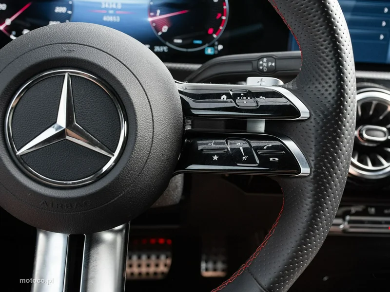 Mercedes-Benz CLA C118 CLA 200 14