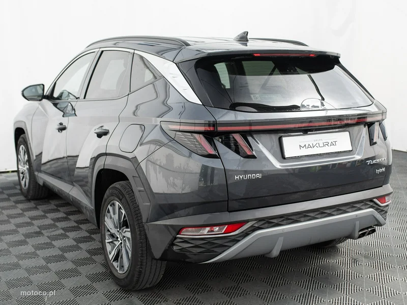 Hyundai TUCSON 4