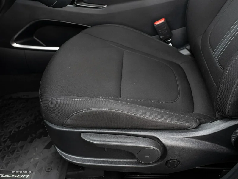 Hyundai TUCSON 10