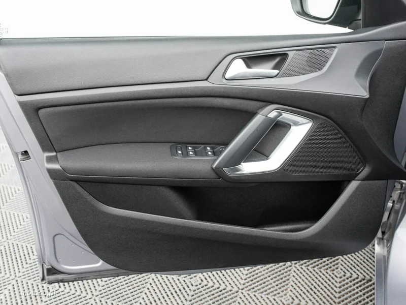 Peugeot 308 SW 9