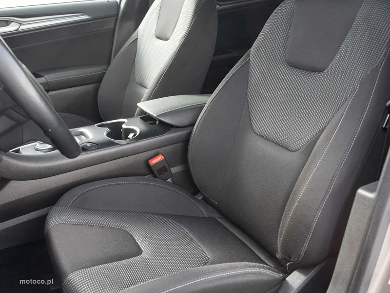 Ford Mondeo V 11