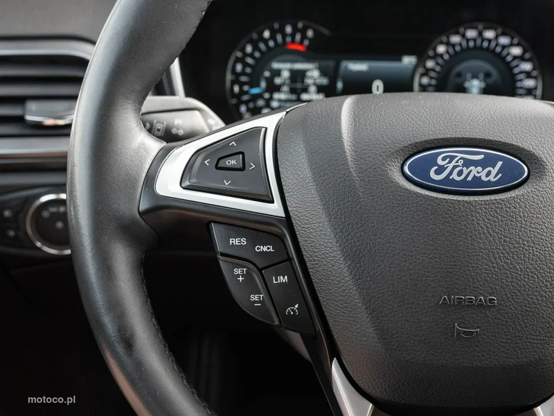 Ford Mondeo V 13