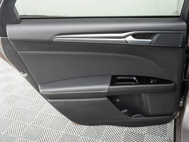 Ford Mondeo V 25