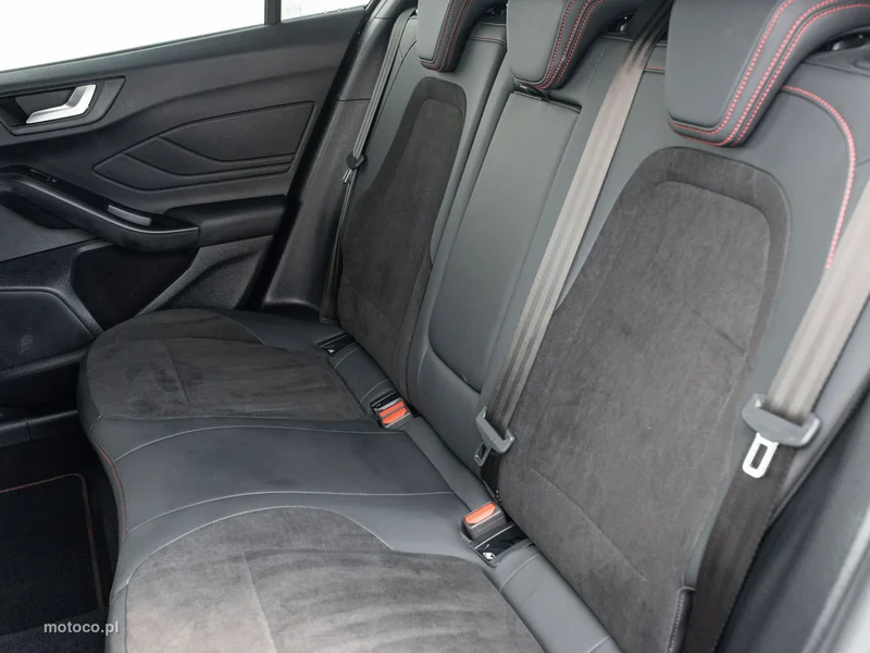 Ford Focus IV 25