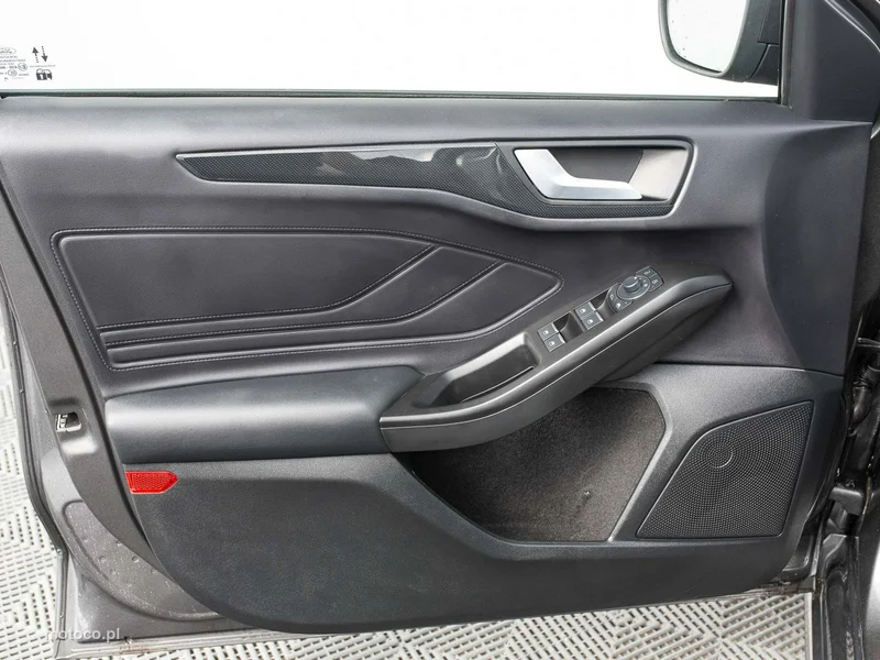 Ford Focus IV 9