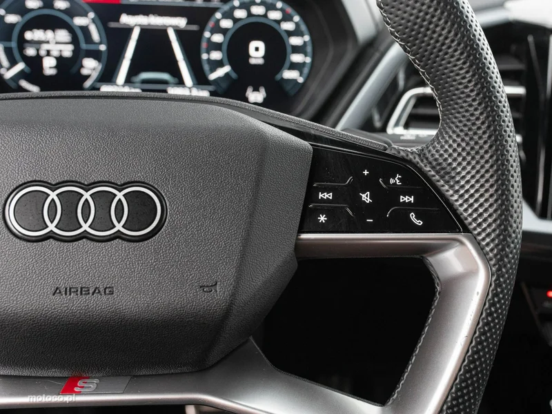 Audi Q4 e-tron 14