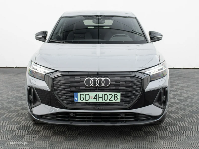 Audi Q4 e-tron 7