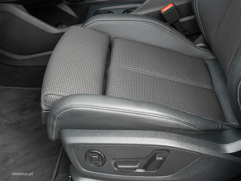 Audi Q4 e-tron 10