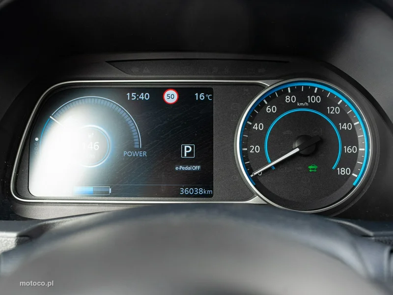 Nissan Leaf 12