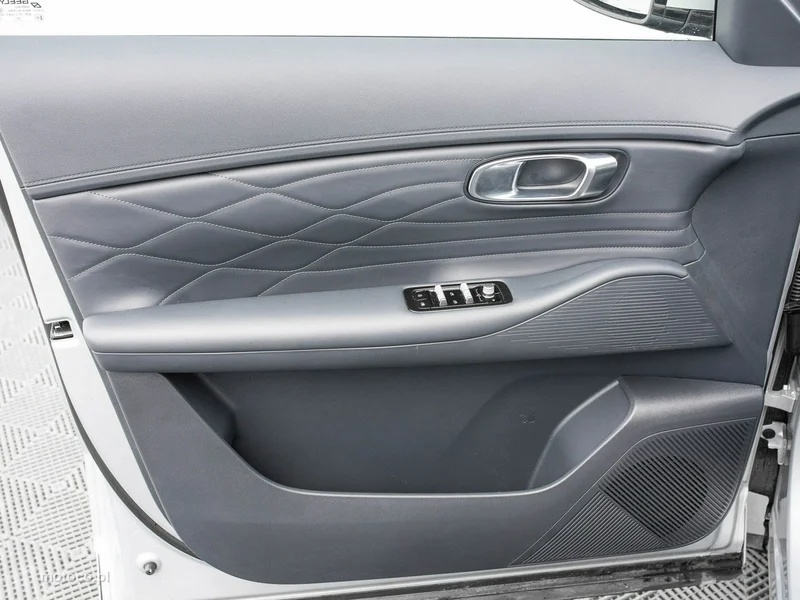 Geely Starray 9